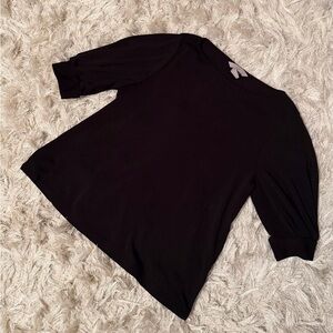 BOGO 🛍️ H&M Black Short Sleeve Top
